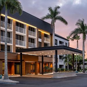 Courtyard By Marriott - Naples